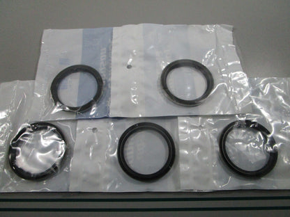 NEW OEM (LOT OF 5) 313353 0313353 OMC Johnson Evinrude Seal 0810