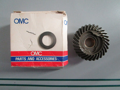 NEW OEM 396992 0396992 OMC Johnson Evinrude Reverse Gear & Bushing 0820