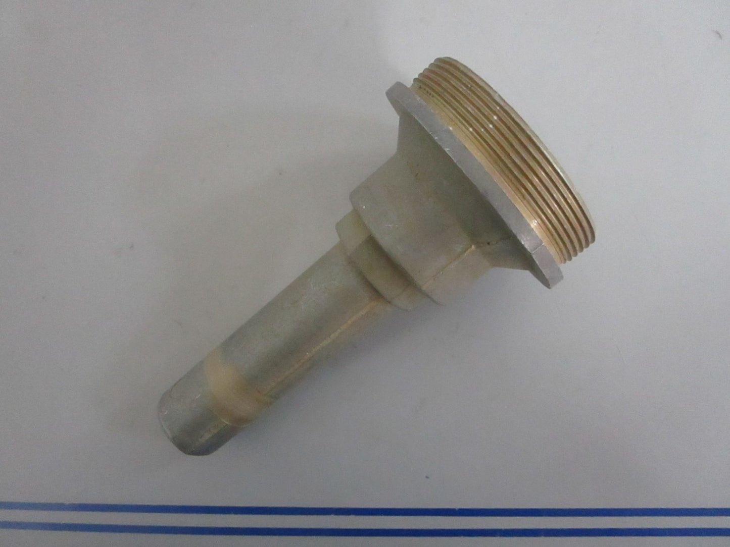 *NEW OEM* 0820 Volvo Penta Bearing Housing 897659