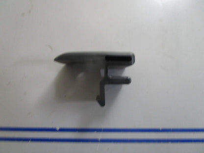 *NEW OEM* 0720 OMC Johnson Evinrude Latch Retaining Clip 331050 0331050