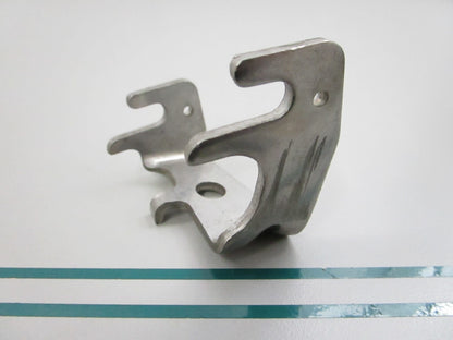 NEW OEM 6E5-48531-00-00 Yamaha Bracket 0810