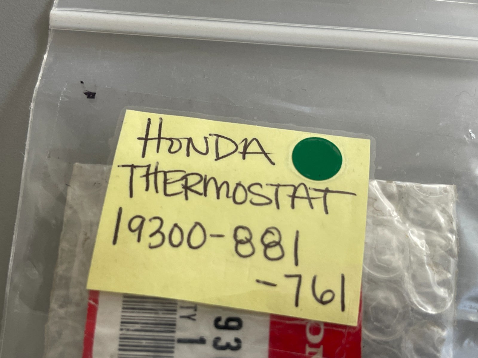 NEW OEM 19300-881-761 Honda Thermostat 0810