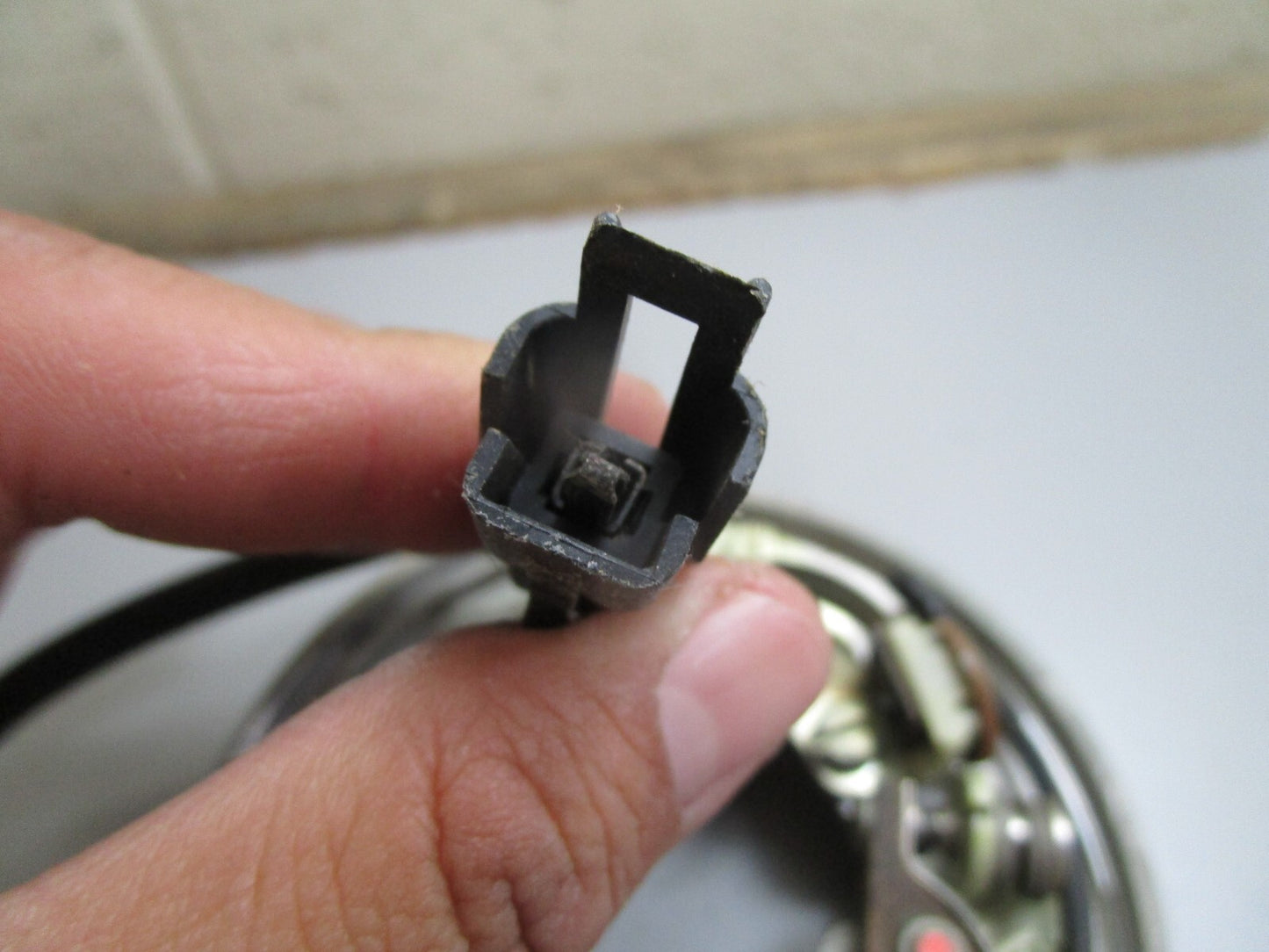 *NEW OEM* 0820 OMC Johnson Evinrude Armature Plate 382475 0382475