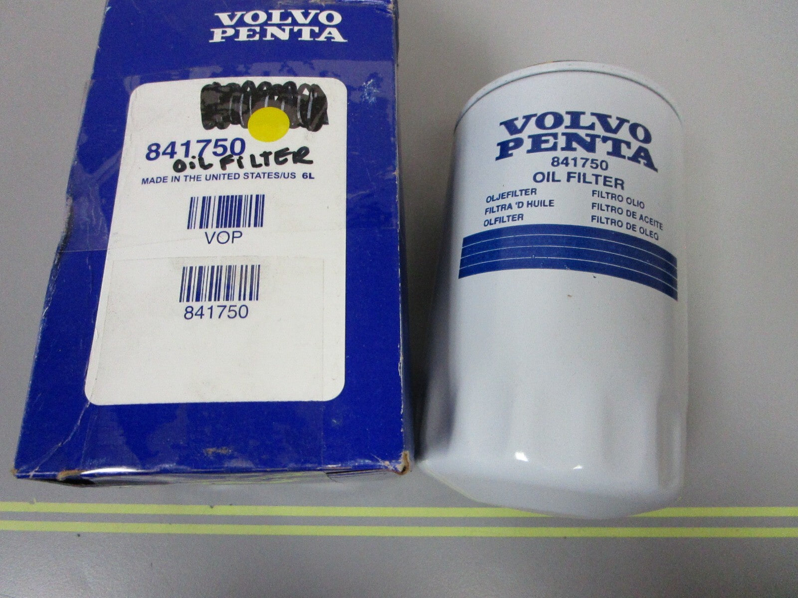 *NEW OEM* 0810 Volvo Penta Oil Filter 841750