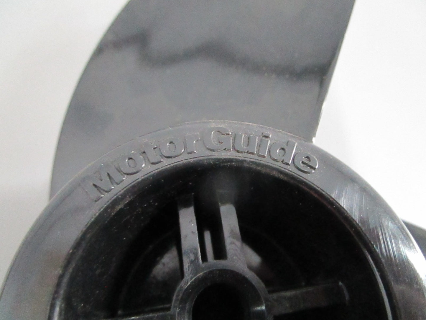 NEW OEM MGA089B MotorGuide 3-Blade Propeller 0820
