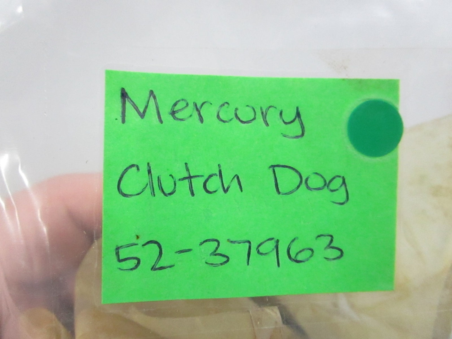 NEW OEM 52-37963 Mercury Quicksilver Clutch Dog 0810
