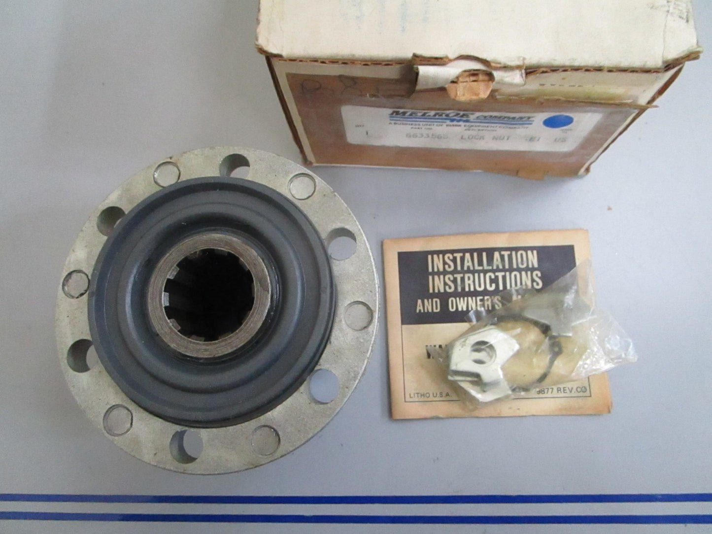 *NEW OEM* 0820 Bobcat Lock Nut 6633565