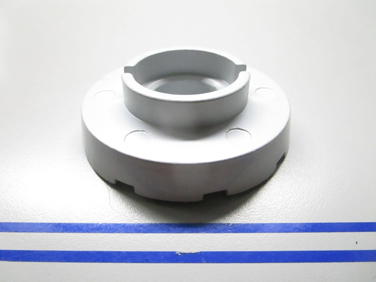 *NEW OEM* 0810 Volvo Penta Prop Spacer Washer 854047