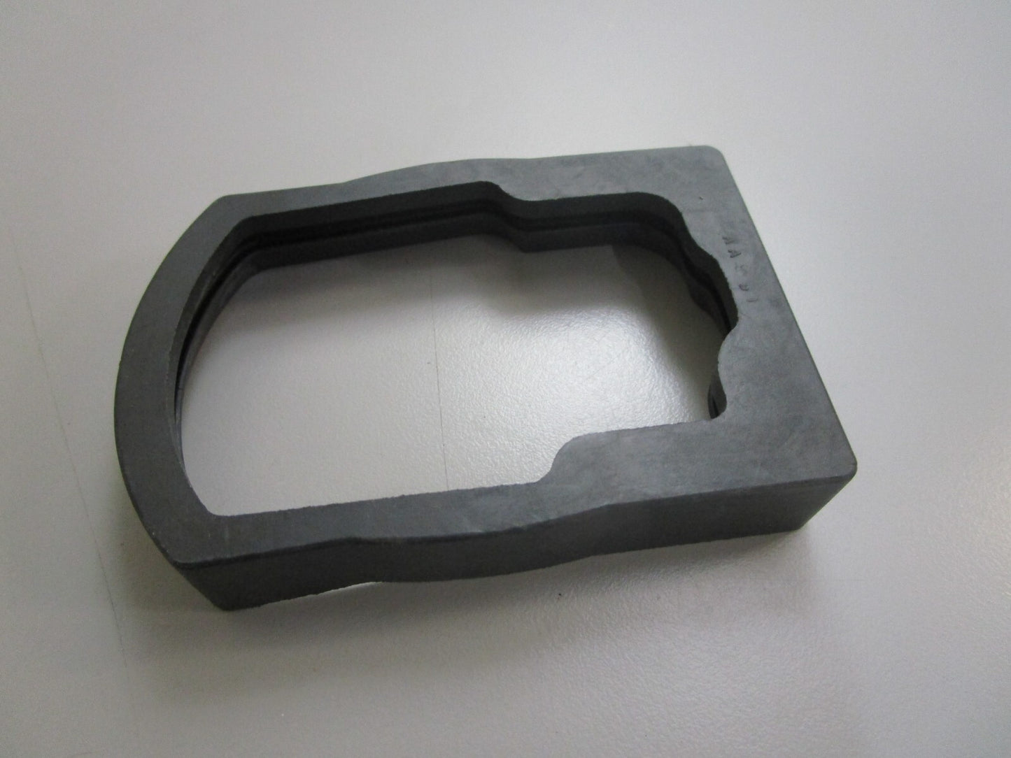 *NEW OEM* 0820 Mercury Quicksilver Exhaust Tube Seal 37641001