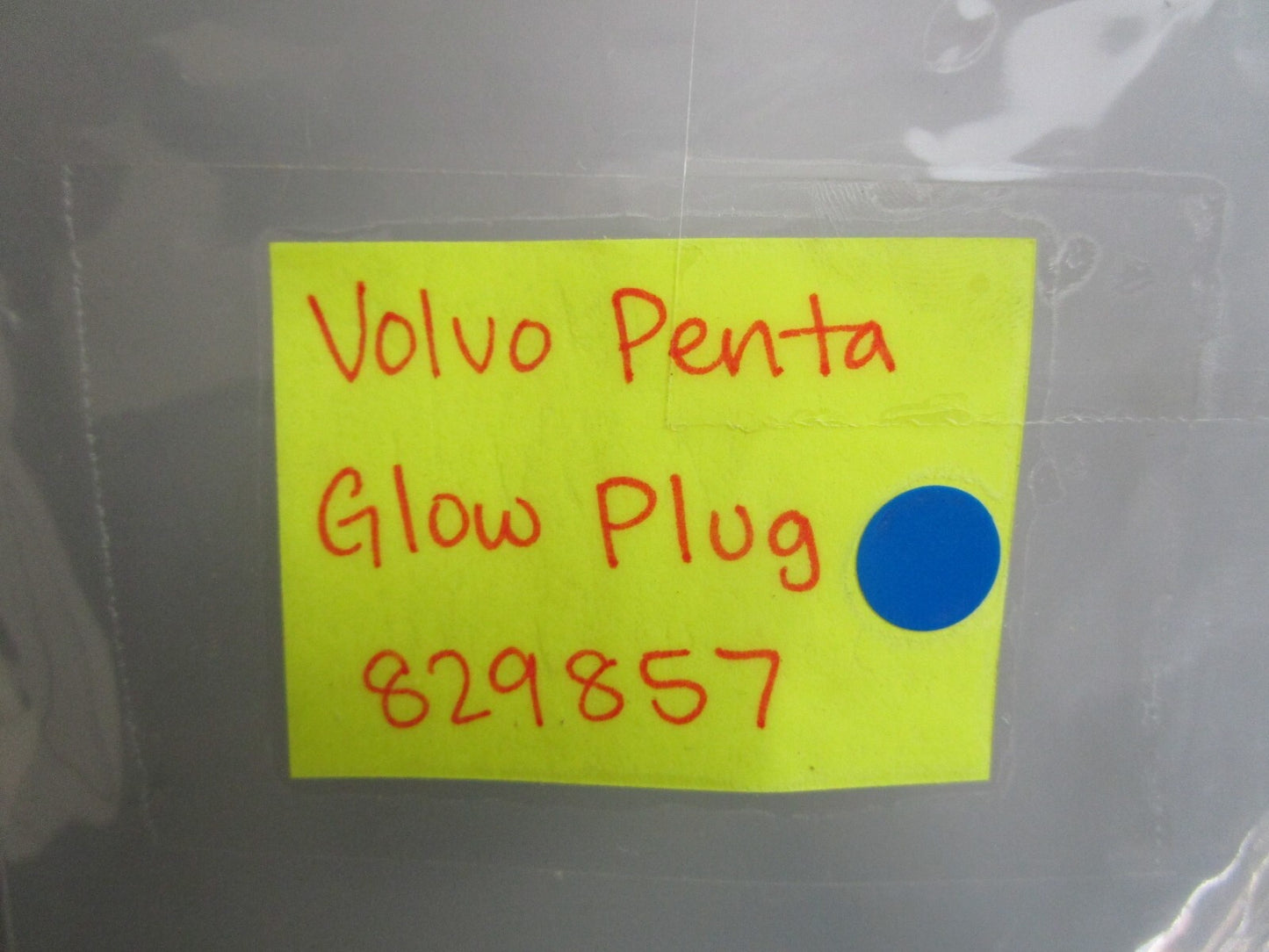 *NEW OEM* 0820 Volvo Penta Glow Plug 829857