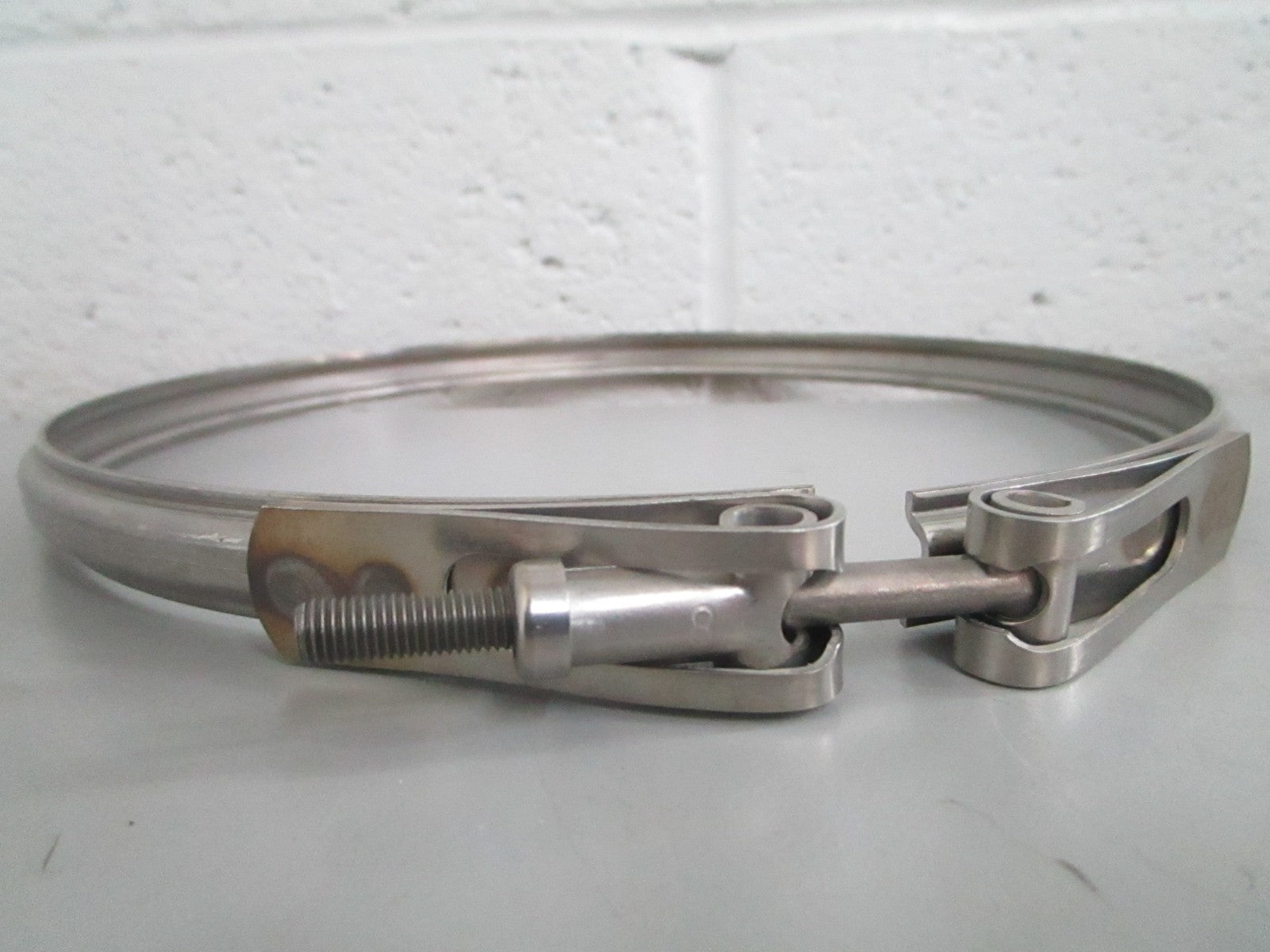 NEW OEM Cummins 3532045 V-Band Clamp 0820