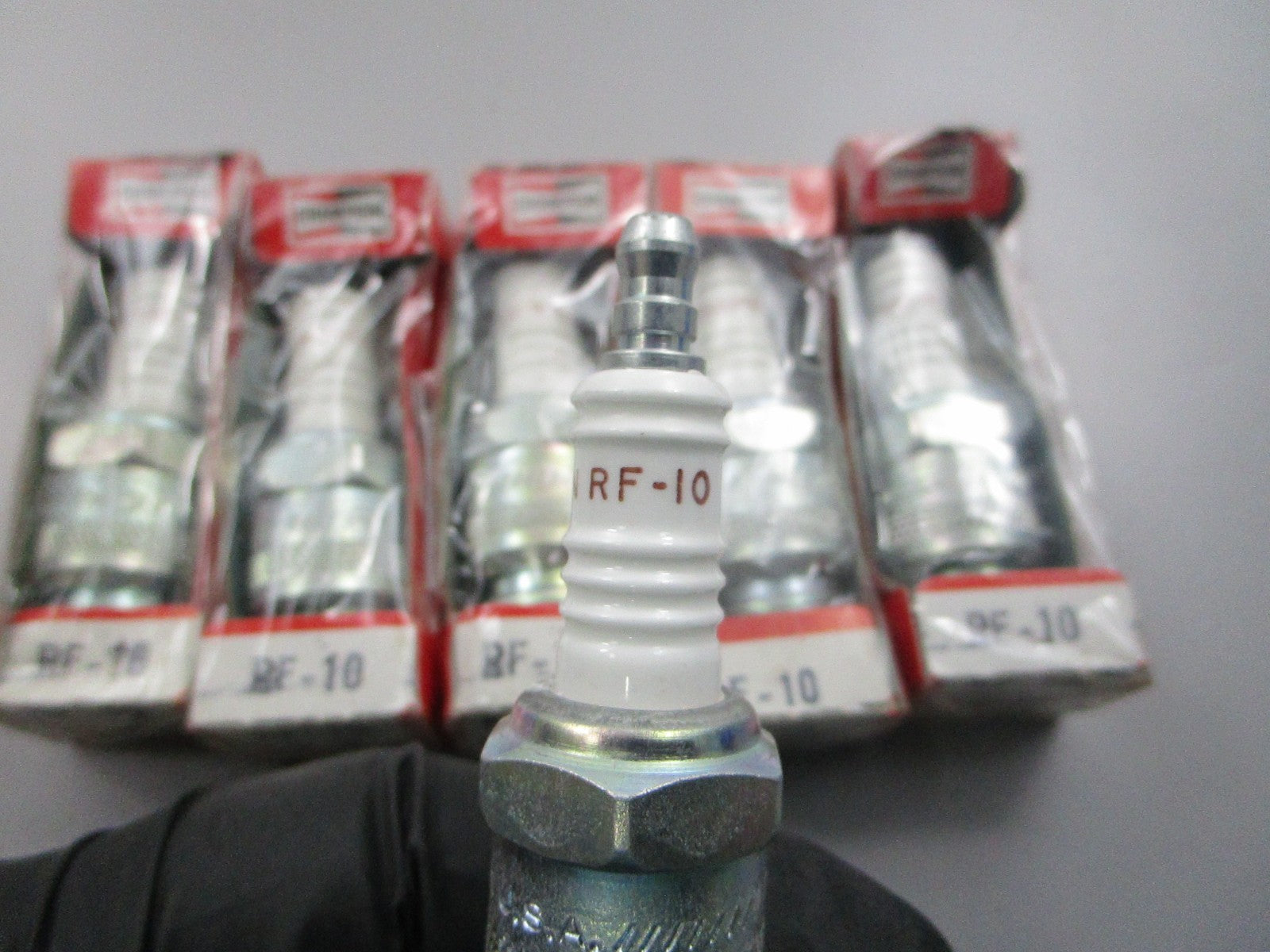NEW (LOT OF 6) RF10 Champion Spark Plug 0810