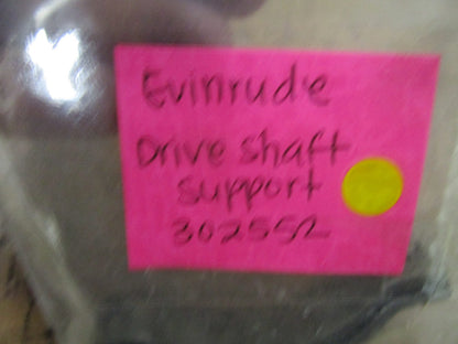 *NEW OEM* 0750 OMC Johnson Evinrude DRIVE SHAFT SUPPORT 302552 0302552