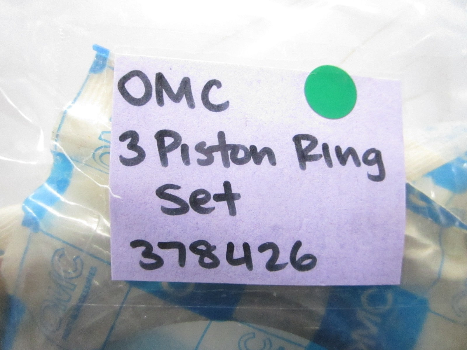 NEW OEM 378426 0378426 OMC Johnson Evinrude 3 Piston Ring Set 0810