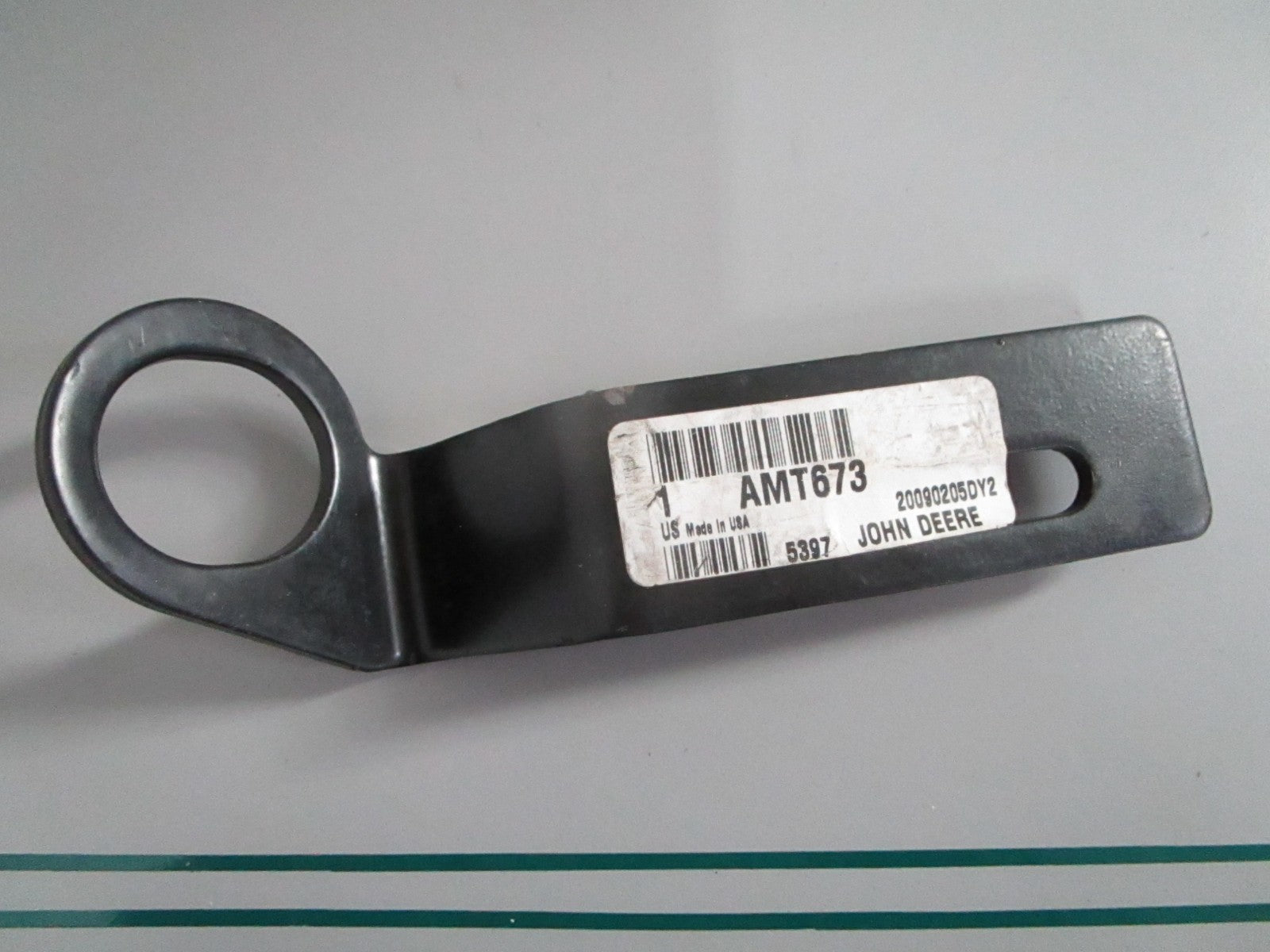 NEW OEM AMT673 CAT Bracket 0820