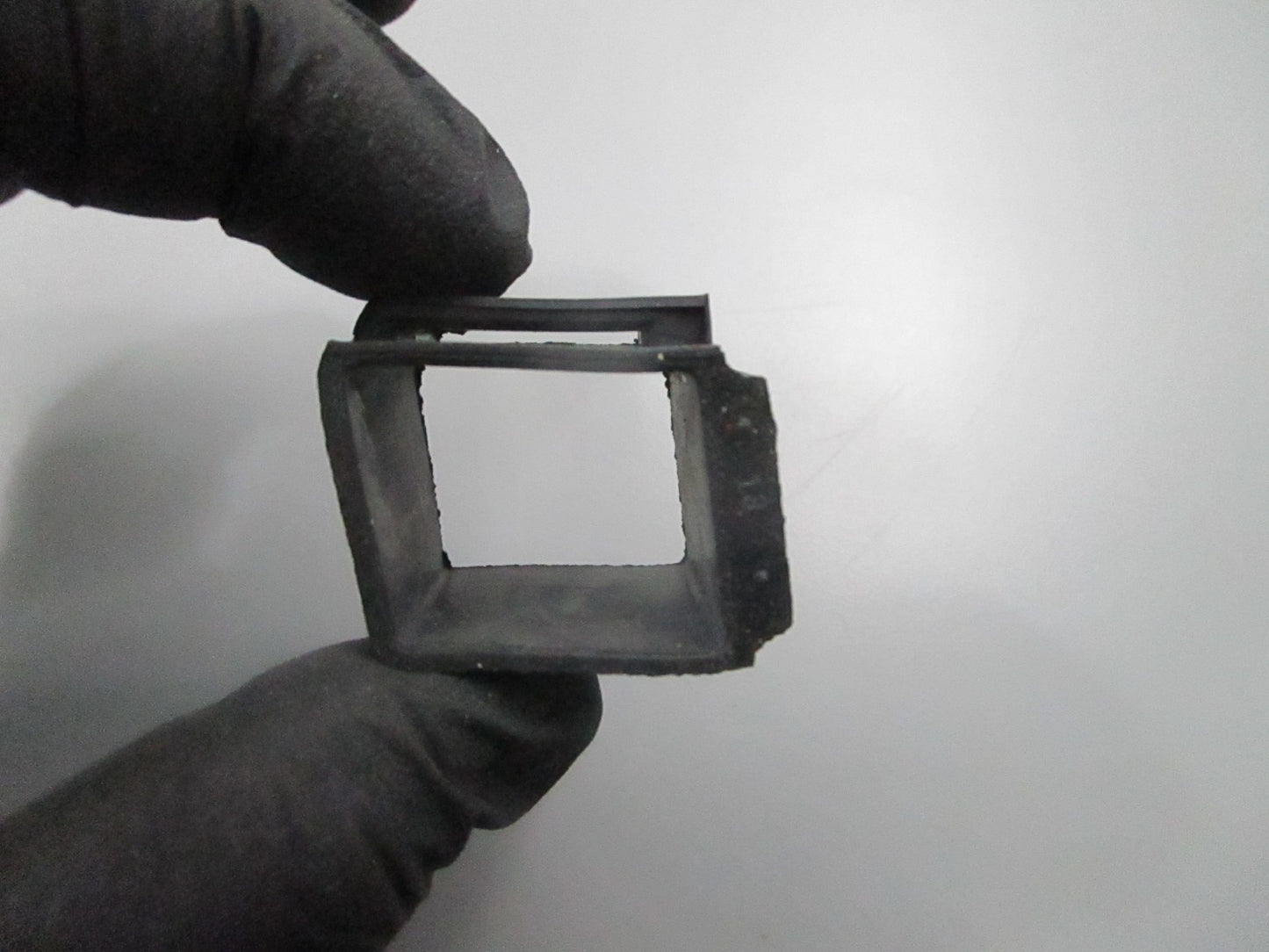 *NEW OEM* 0810 Honda Rubber 30401-958-000