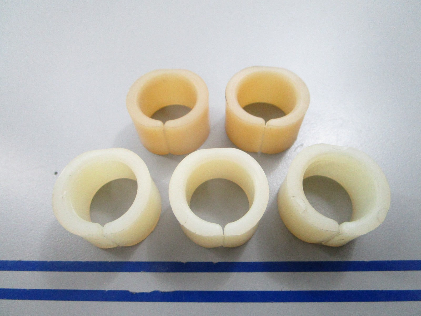 *NEW OEM* (LOT OF 5) 0810 OMC Johnson Evinrude Bushing 310488 0310488