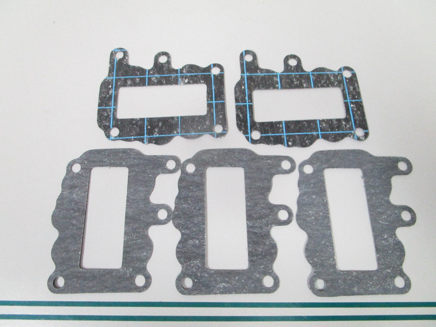 NEW OEM (LOT OF 5) 309658 0309658 OMC Johnson Evinrude Leaf Plate Gasket 0810