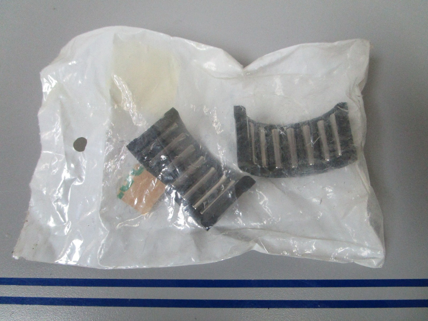 NEW RL1352 Replaces: 318252 18-1352 31-02763 Red Line Bearing  0810