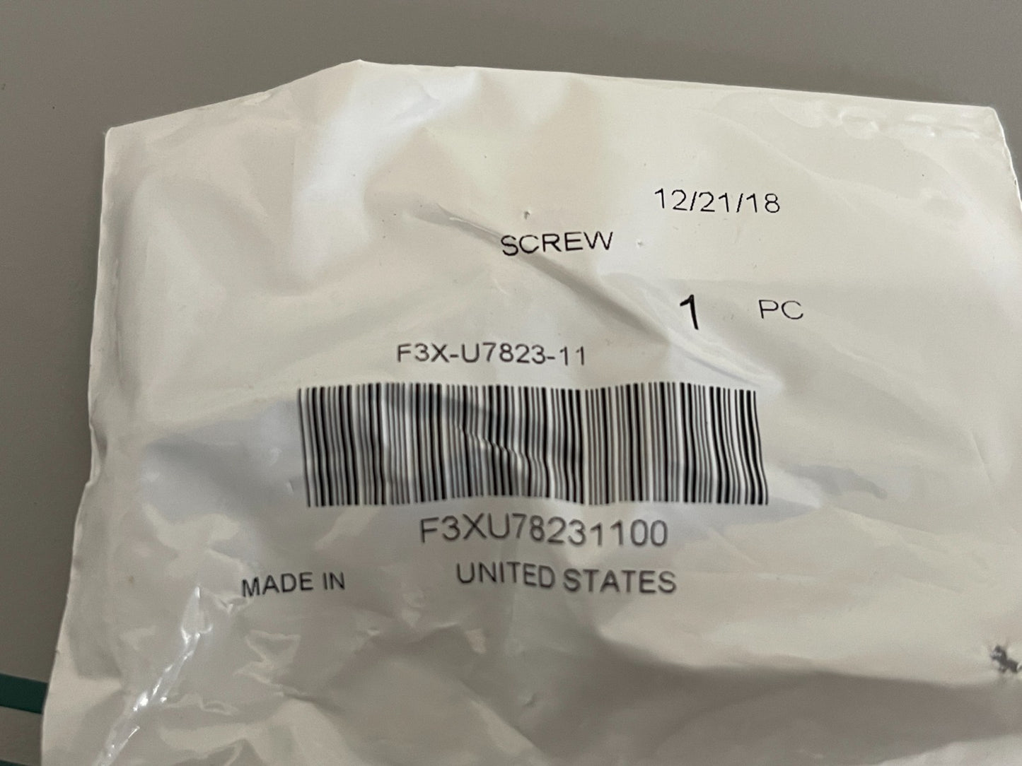 NEW OEM F3X-07823-11-00 Yamaha Screw 0810