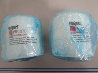 *NEW OEM* (LOT OF 2) 0820 Fleetguard Coolant Filter WF2070