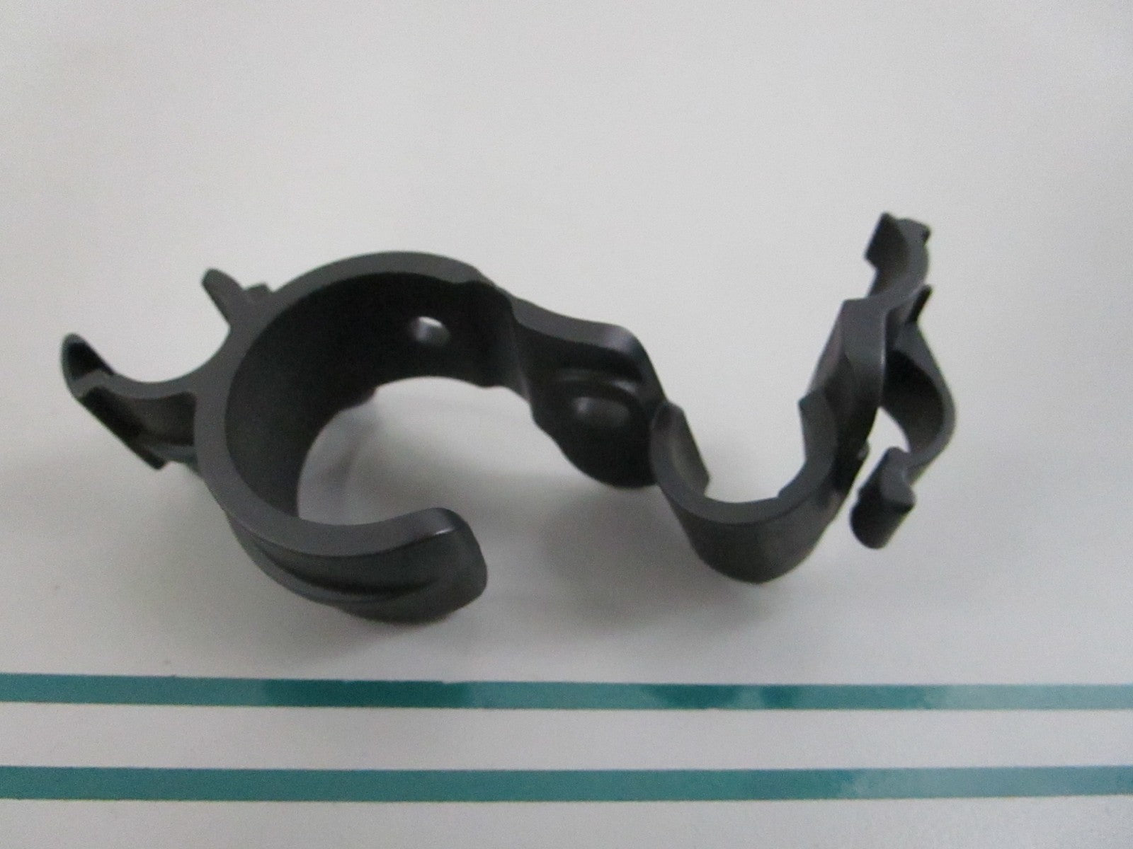 NEW OEM 12200147A Harley Davidson Clip 0810