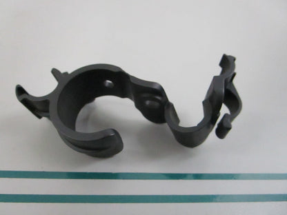 NEW OEM 12200147A Harley Davidson Clip 0810