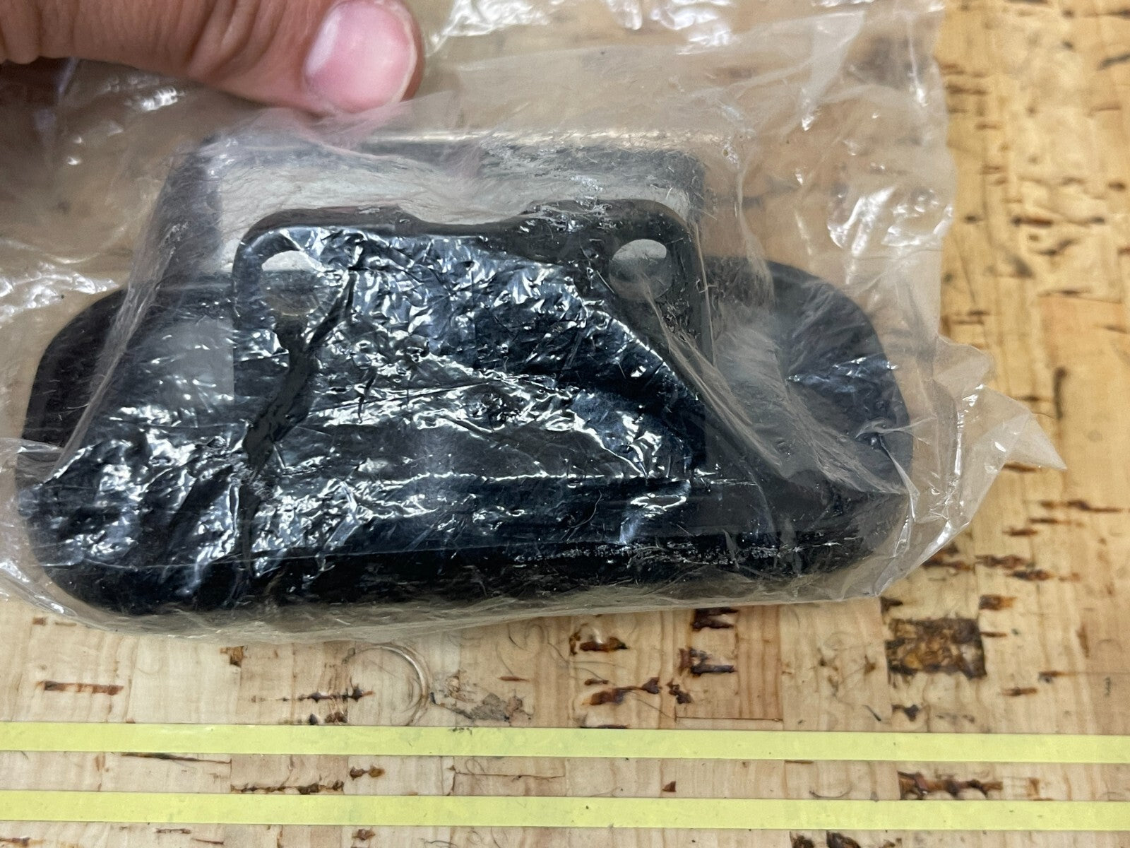 *NEW OEM* 0810 OMC Johnson Evinrude Rope Guide 5033125