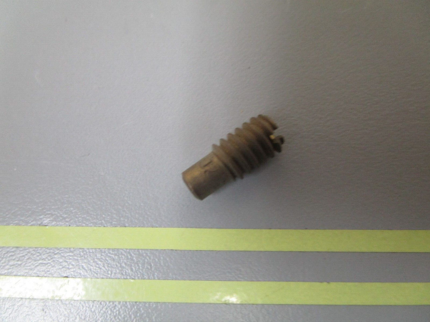 *NEW OEM* 0720 OMC Johnson Evinrude Orifice 57D 322907 0322907