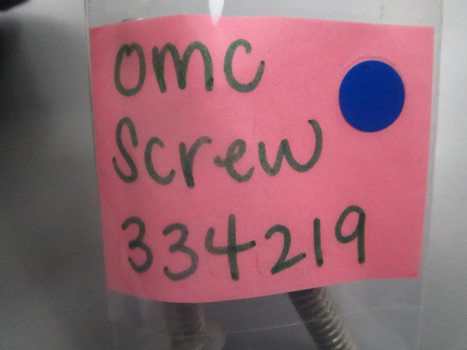 *NEW OEM* (LOT OF 2) 0810 OMC Johnson Evinrude Screw 334219 0334219