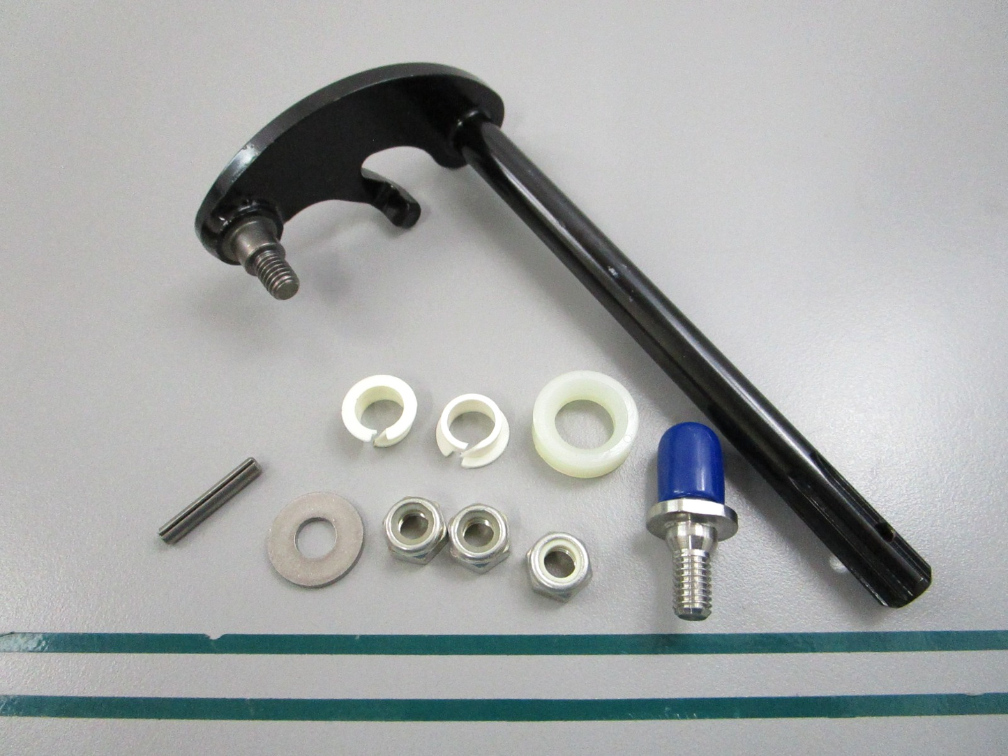 NEW OEM 8M0053260 Mercury Quicksilver Bell Crank Kit 0810