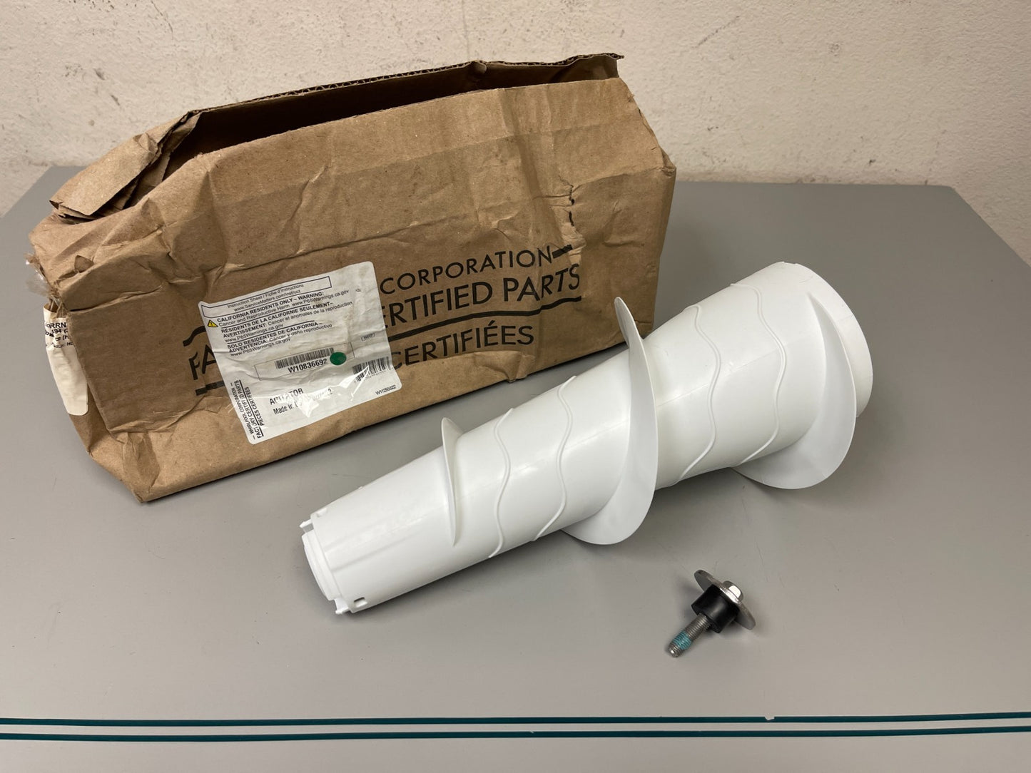 Whirlpool NEW OEM Top Load Washer Upper Agitator W10836692 Maytag Kenmore 0720