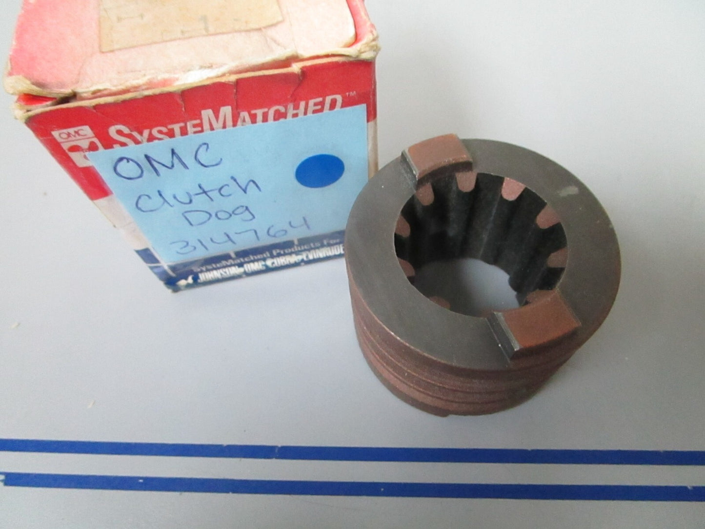 *NEW OEM* 0810 OMC Johnson Evinrude Clutch Dog 314764 0314764