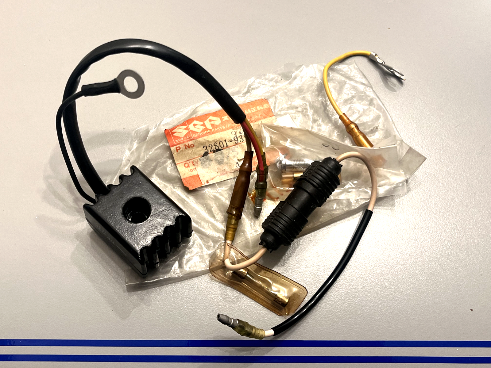 *NEW OEM* 0720 Suzuki 1986 9.9hp Rectifier Assembly 32801-93901