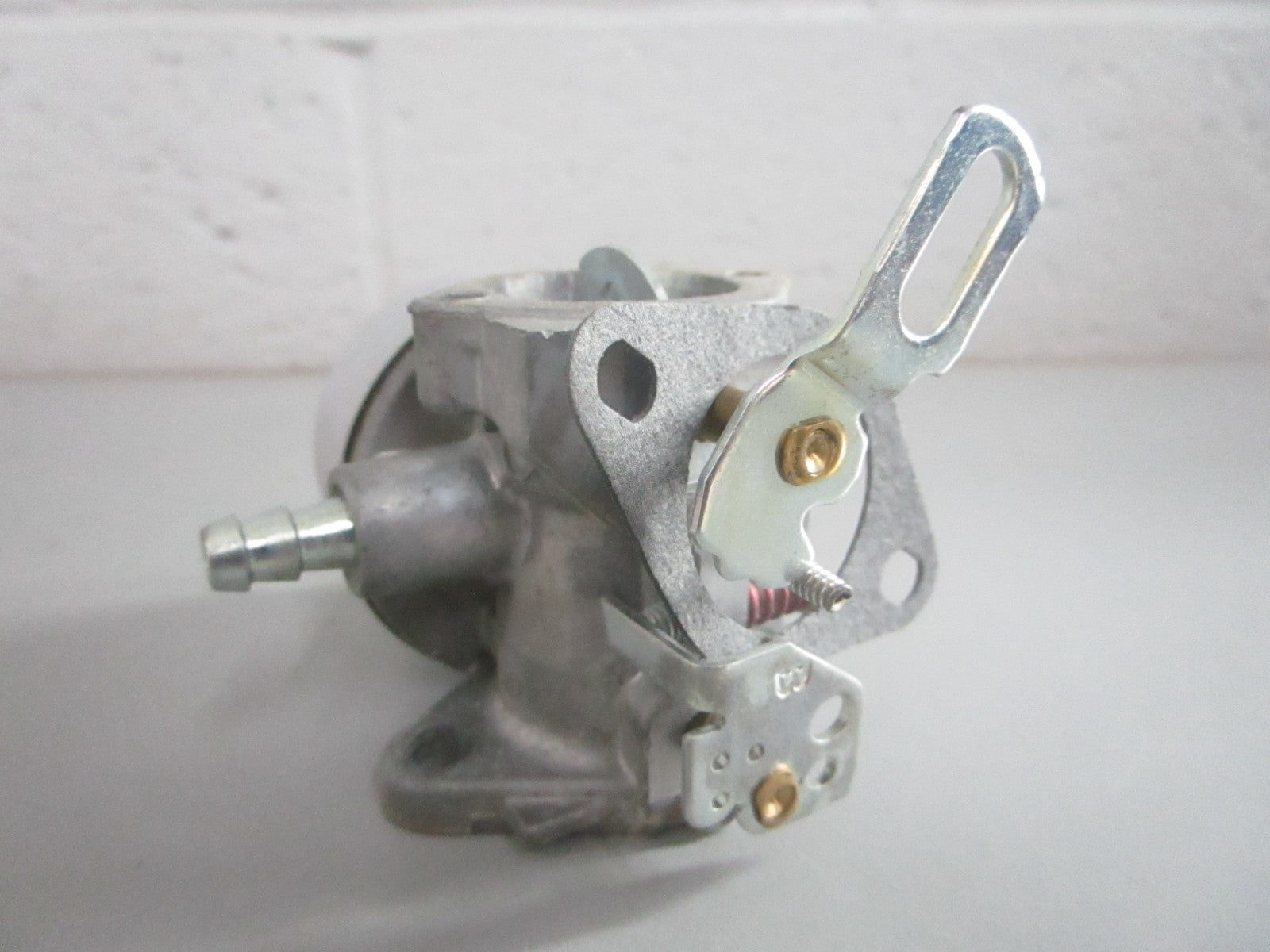 NEW OEM 632334A Tecumseh Carburetor 0820