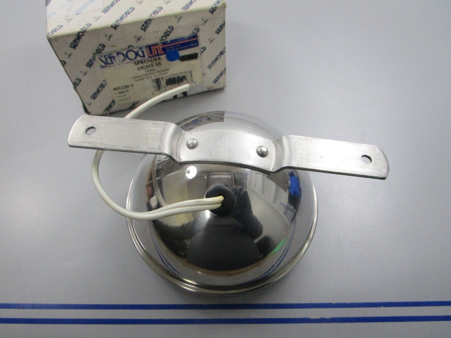 NEW 405220-3 Sea-Dog Spreader SS Light 0810
