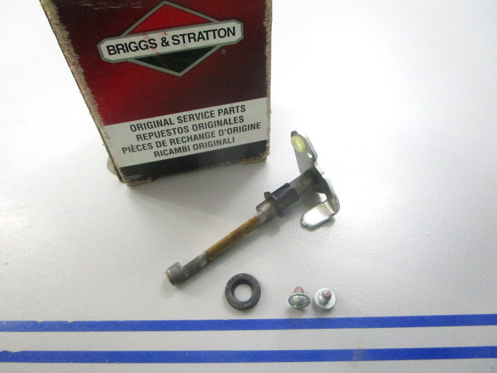 NEW OEM 494379 Briggs & Stratton Throttle Shaft Kit 0810