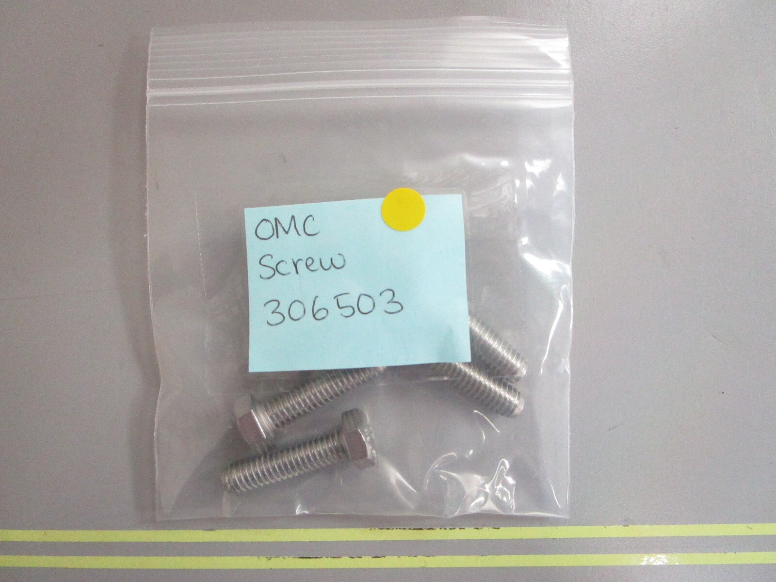 *NEW OEM* (LOT OF 4) 0810 OMC Johnson Evinrude Screw 306503 0306503