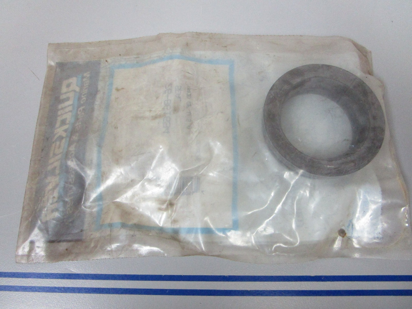 NEW OEM Mercury Quicksilver 26-861694 Seal 0720