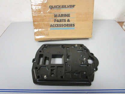 NEW OEM 820194A1 Mercury Force 90 120 hp 1995 1996 1997 Exhaust Plate 0720