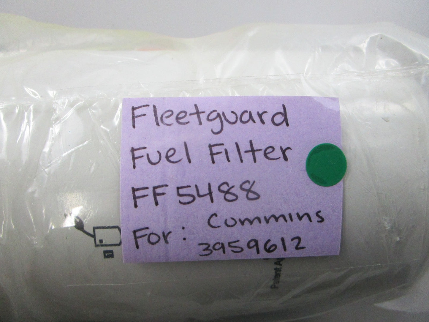 NEW FF5488 For: Cummins Fleetguard Fuel Filter 0810