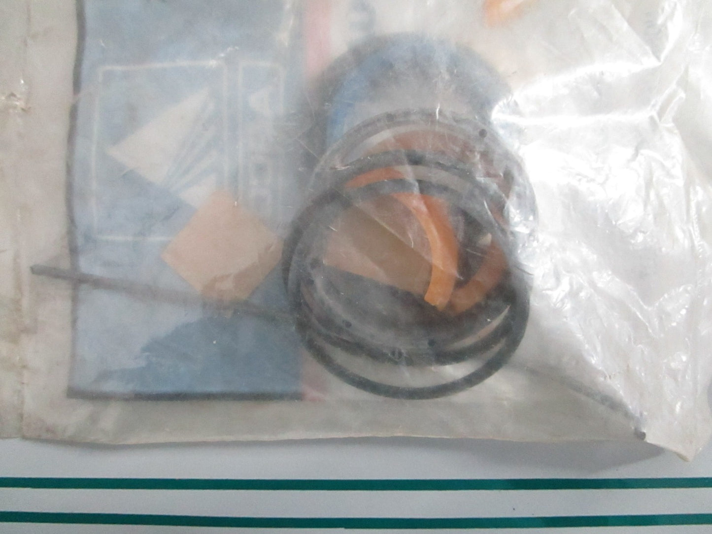 NEW OEM 71511027 AGCO Seal Kit 0820