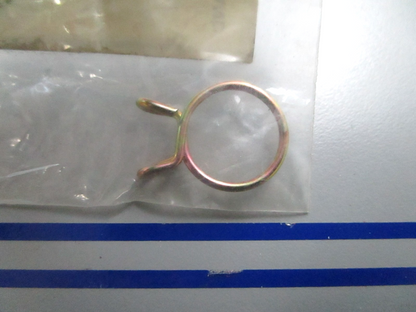 *NEW OEM* 0810 Honda Clip 15772-551-000