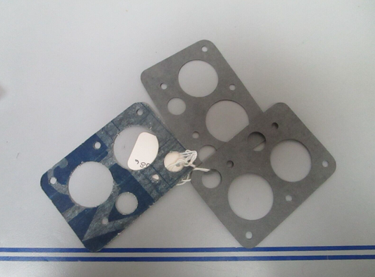 *NEW OEM* (LOT OF 3) 0810 OMC Johnson Evinrude Gasket 305586 0305586