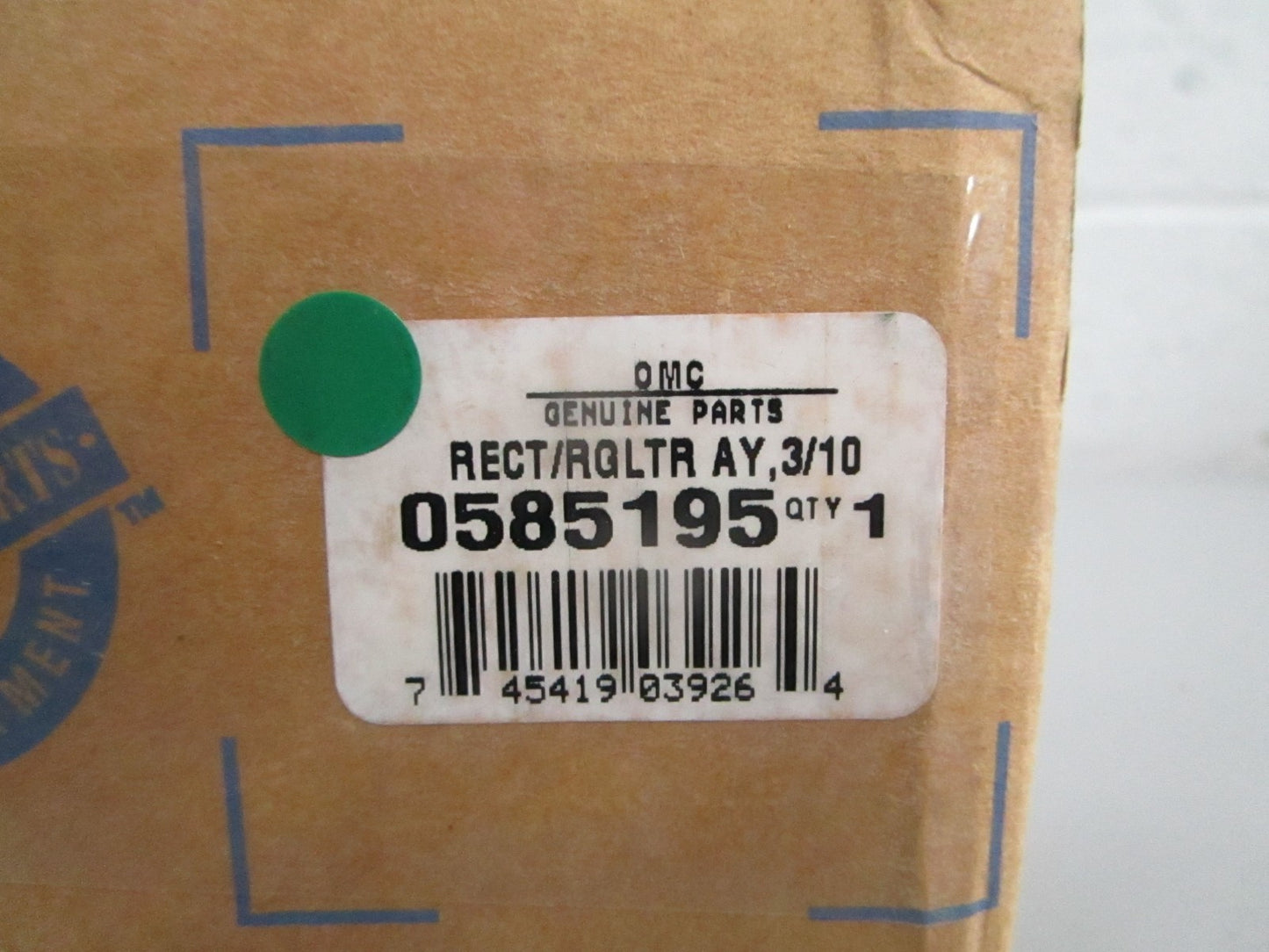 NEW OEM 585195 0585195 OMC Johnson Evinrude Rectifier/Regulator 0820