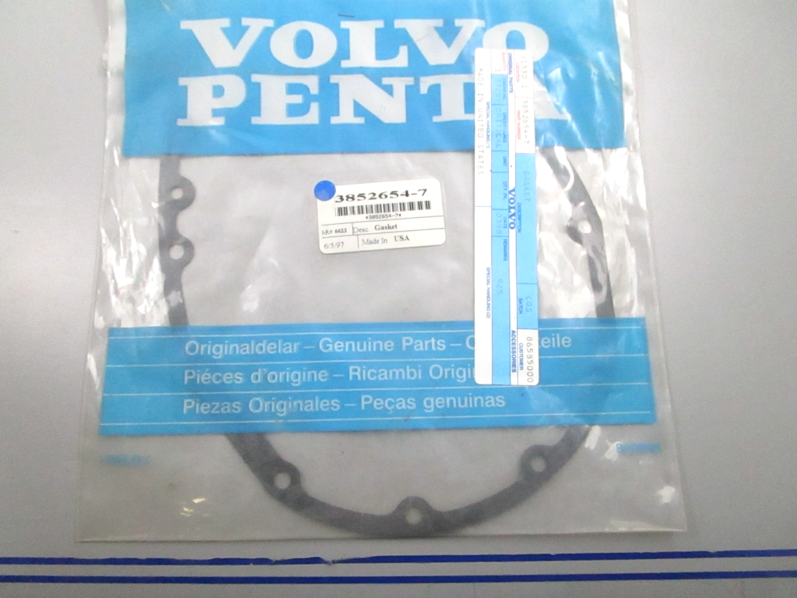 *NEW OEM* 0810 Volvo Penta Gasket 3852654-7