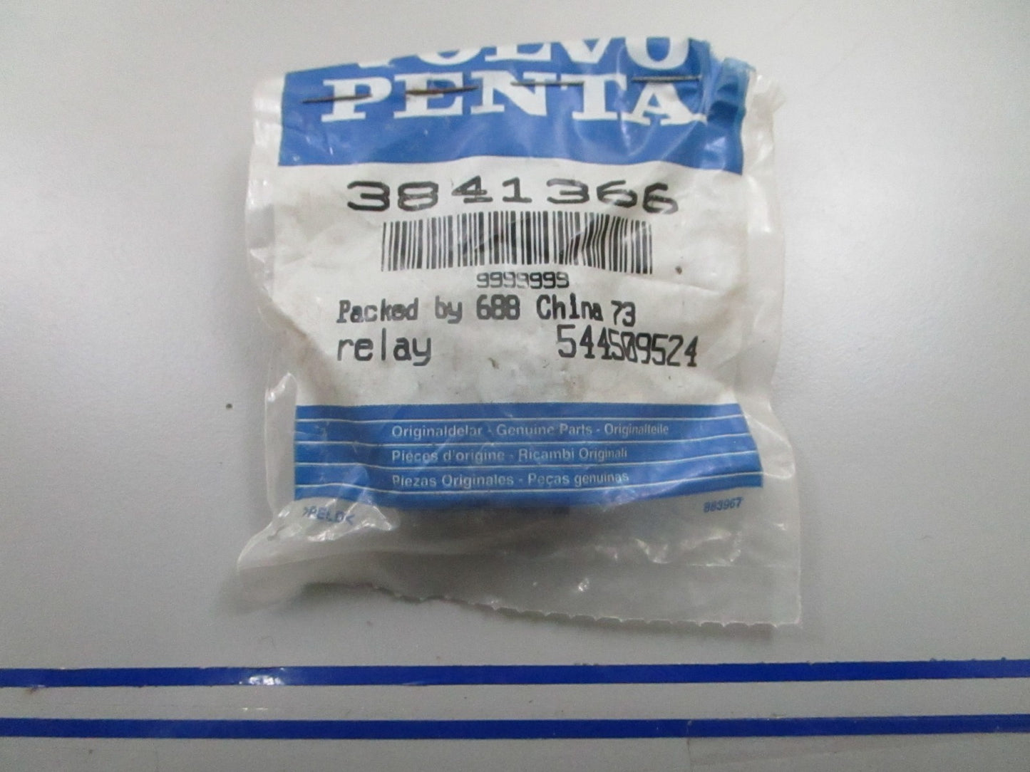 *NEW OEM* 0810 Volvo Penta Relay 3841366