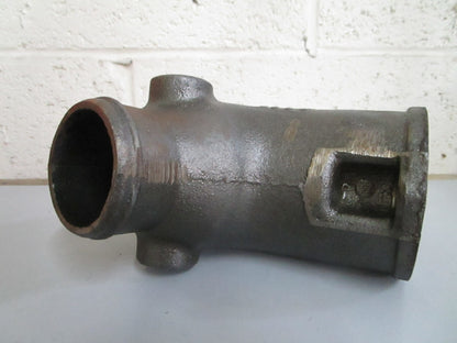 *NEW OEM* 0820 OMC Johnson Evinrude Exhaust Elbow 907776 0907776