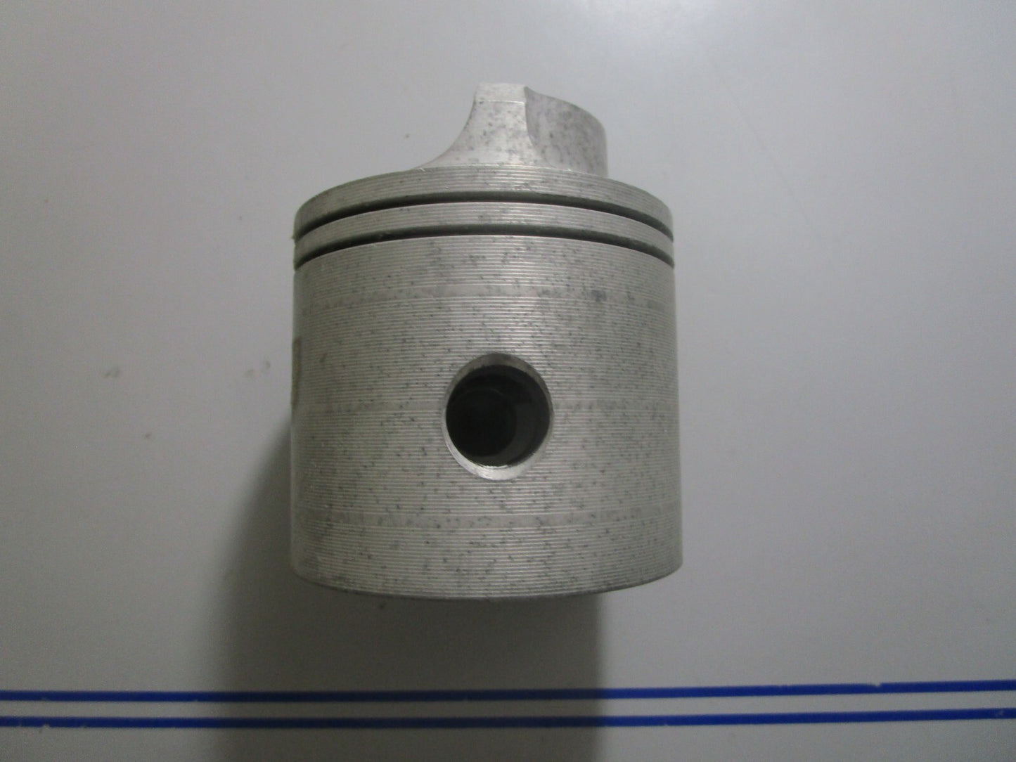 *NEW OEM* 0810 Mercury Quicksilver Piston 700-F372015-3