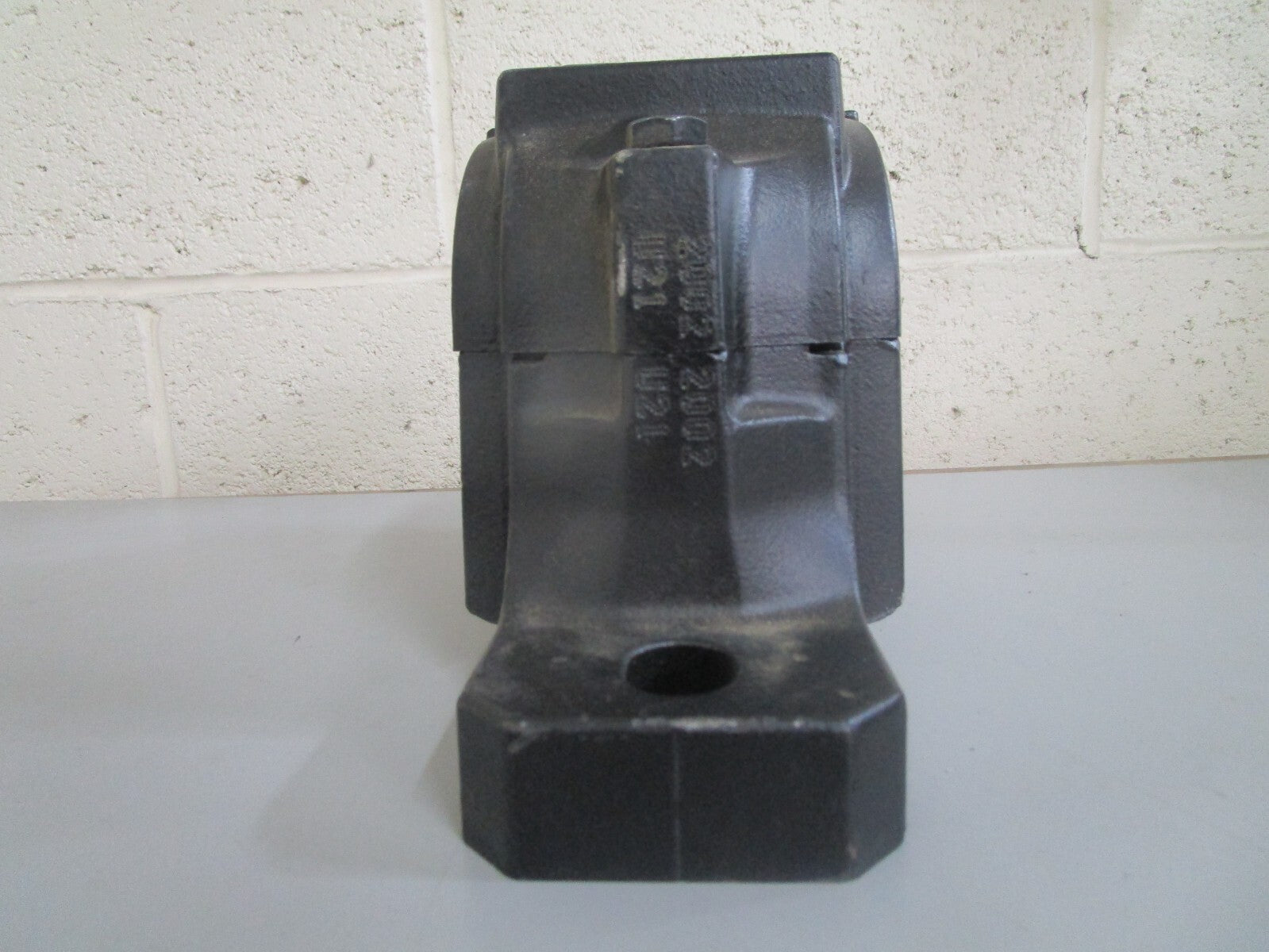 *NEW* 0820 SKF Pillow Block Housing SNL 516-613